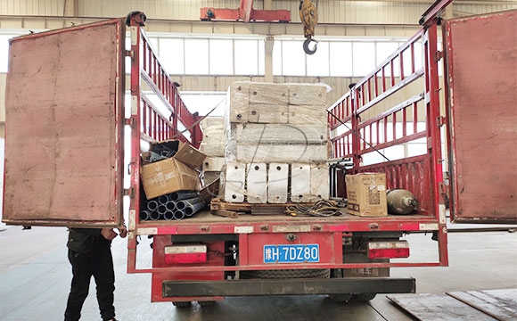 scr奶牛<a href=/ target=_blank class=infotextkey>擠奶機(jī)</a>