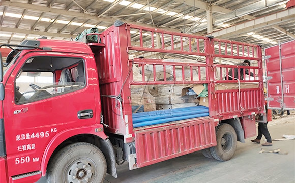 scr奶牛<a href=/ target=_blank class=infotextkey>擠奶機(jī)</a>