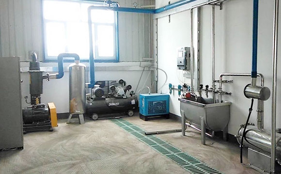 并列式奶牛<a href=/ target=_blank class=infotextkey>擠奶機(jī)</a>