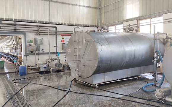 scr并列式牛奶<a href=/ target=_blank class=infotextkey>擠奶機(jī)</a>