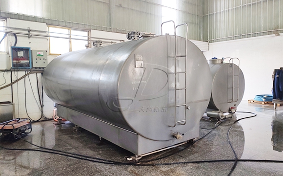 scr并列式牛奶<a href=/ target=_blank class=infotextkey>擠奶機(jī)</a>