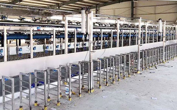 并列式奶山羊<a href=/ target=_blank class=infotextkey>擠奶機</a>